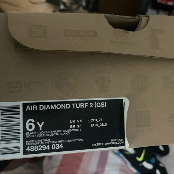 Air Diamond Turf 2 (GS) - Picture 3 of 3